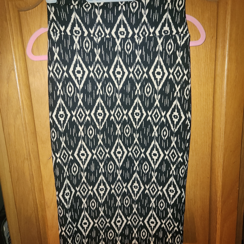 Milky Way USA Elegant Black and White Patterned Pencil Skirt